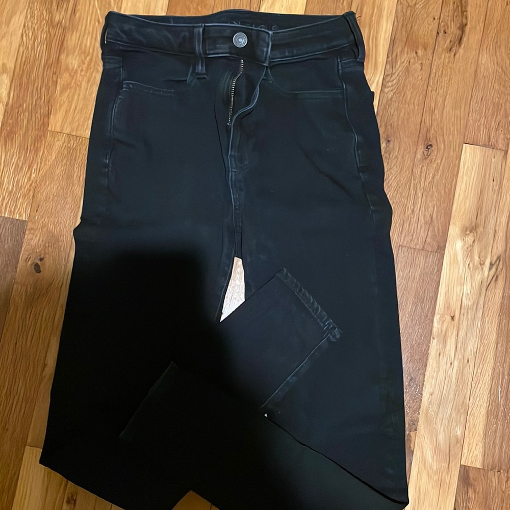 American eagle gently used Black skinny super leg high rise jegging